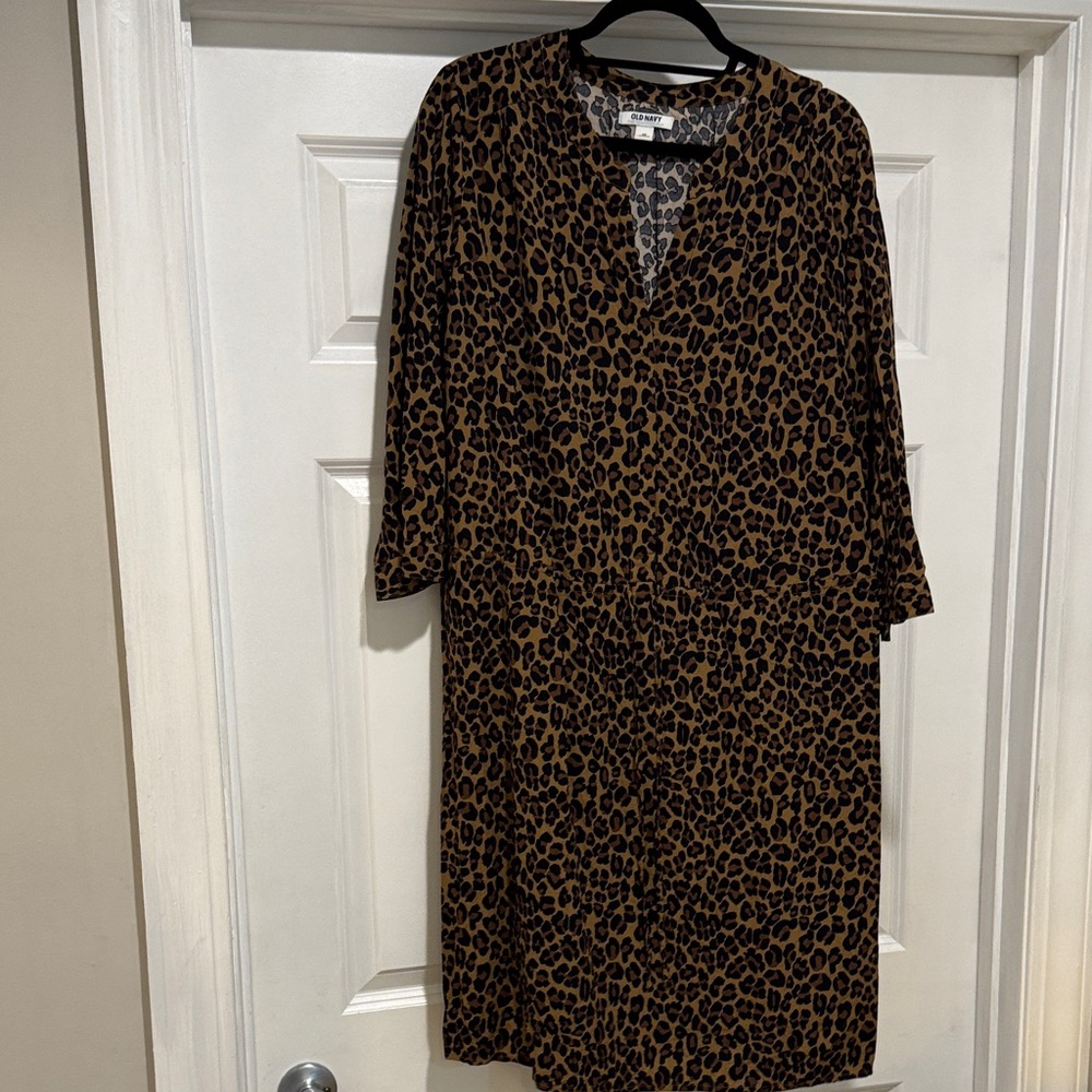 Old Navy Animal Print Dress